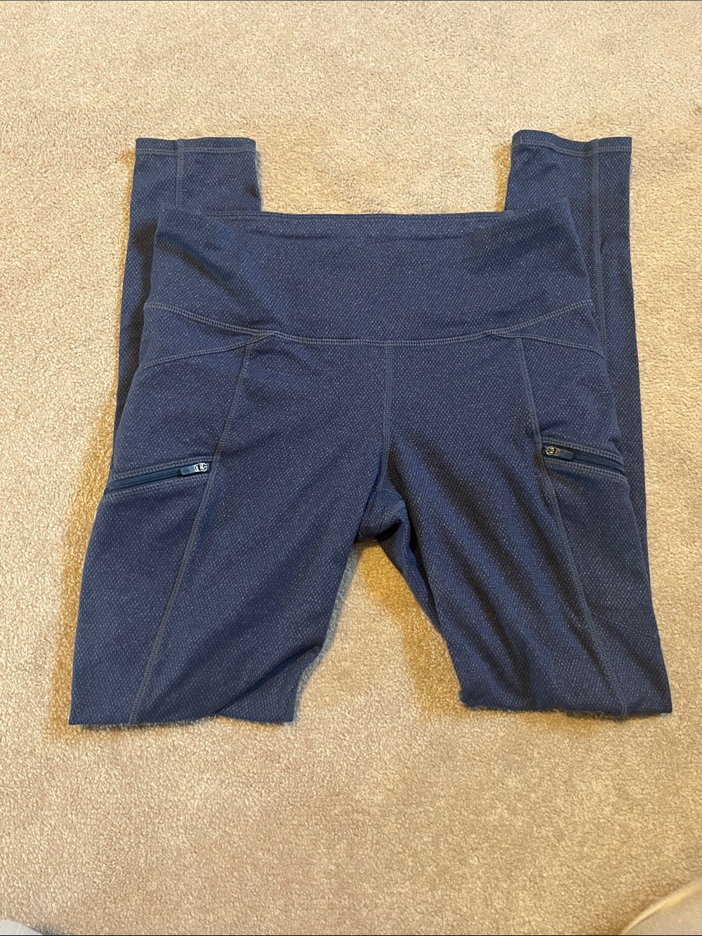 Navy Athleta Leggings with Zippered Side Pockets- pixie drifter style